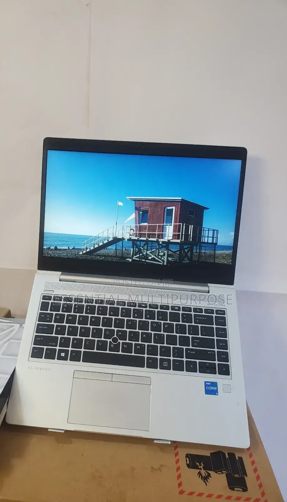 New Laptop HP EliteBook 8560W 12GB Intel Core I5 SSD 256GB