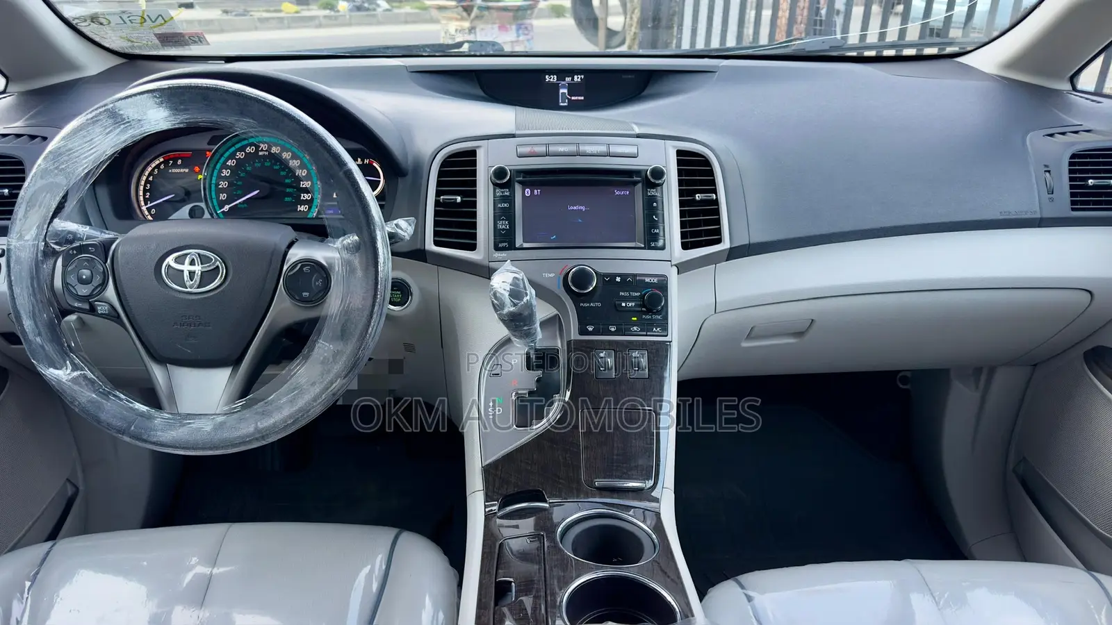 Toyota Venza XLE 4dr Wagon AWD (3.5L 6cyl 6A) 2014 Gray