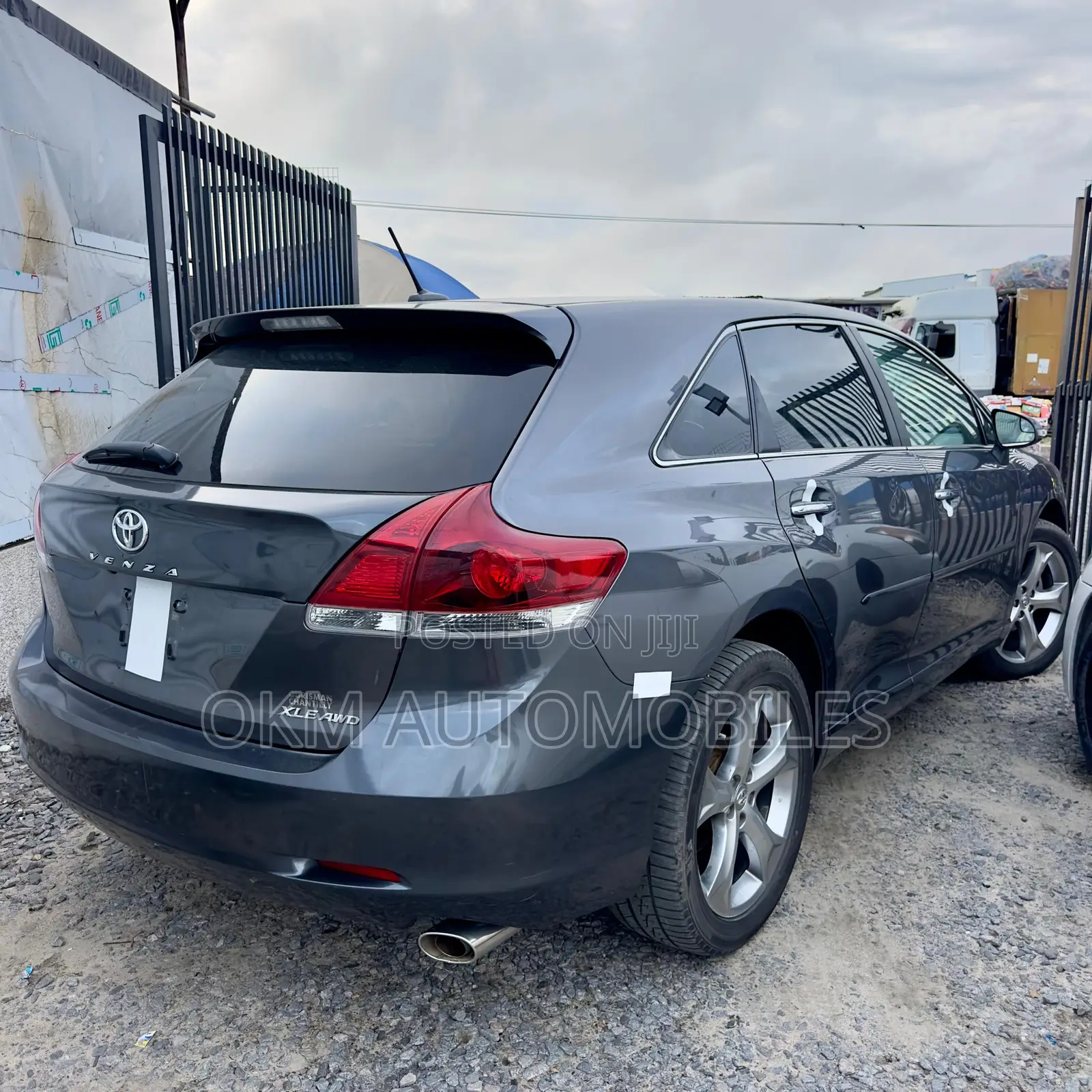 Toyota Venza XLE 4dr Wagon AWD (3.5L 6cyl 6A) 2014 Gray