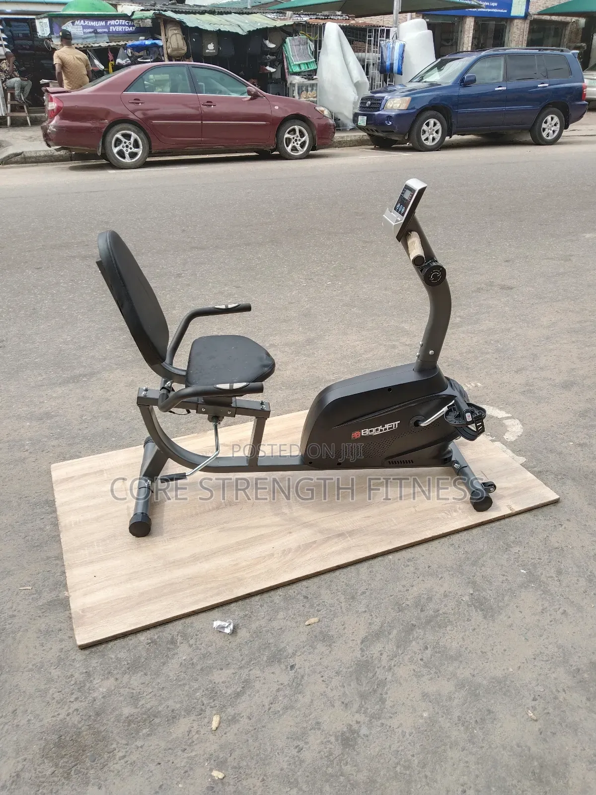 Semi Commercial Recumbent Bike With Display Meter and Double Handle
