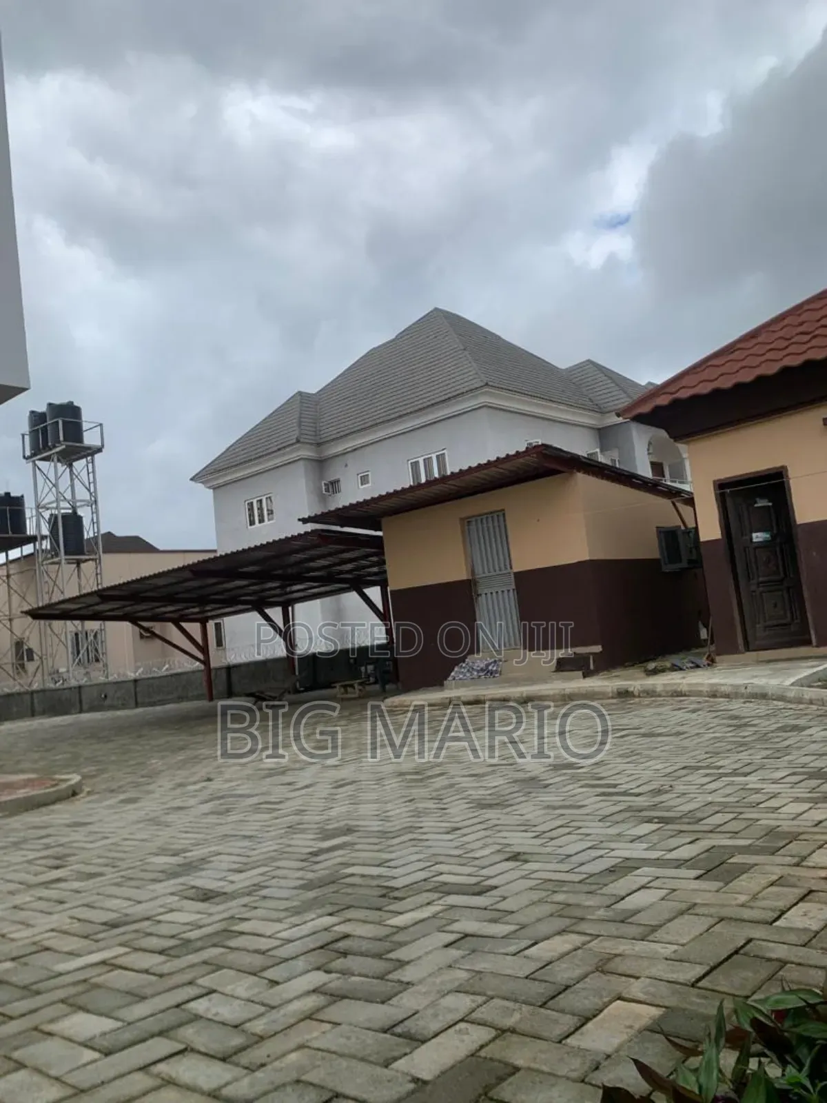 3bdrm Block of Flats in Prince Estate, Guzape District for rent