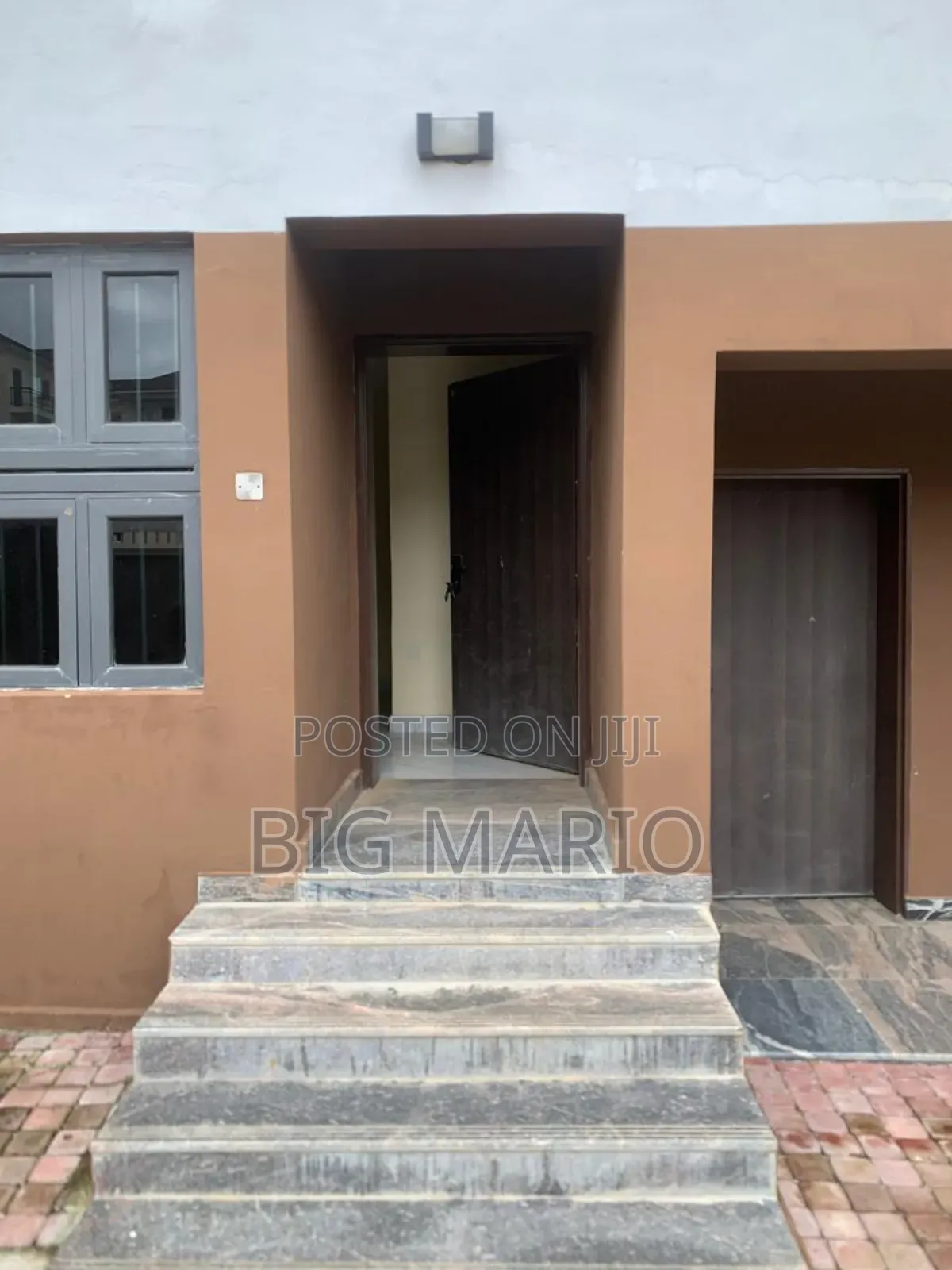 3bdrm Block of Flats in Prince Estate, Guzape District for rent