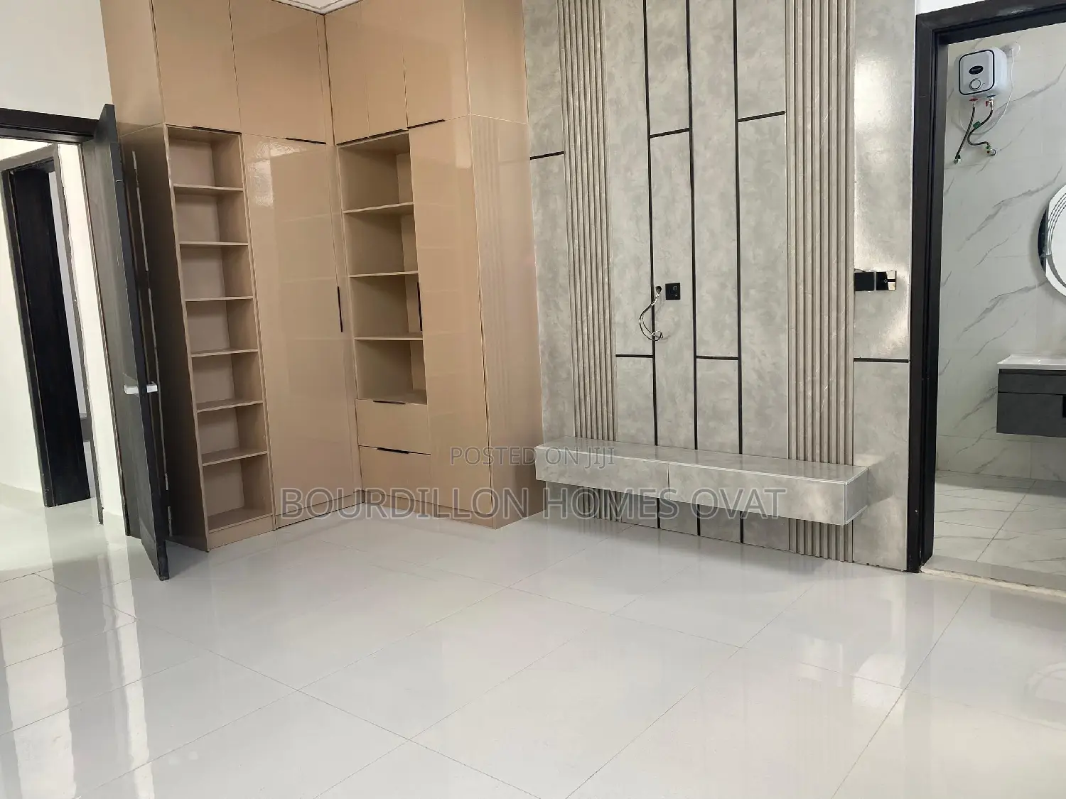 5bdrm Duplex in Chevron Lekki Lagos for sale