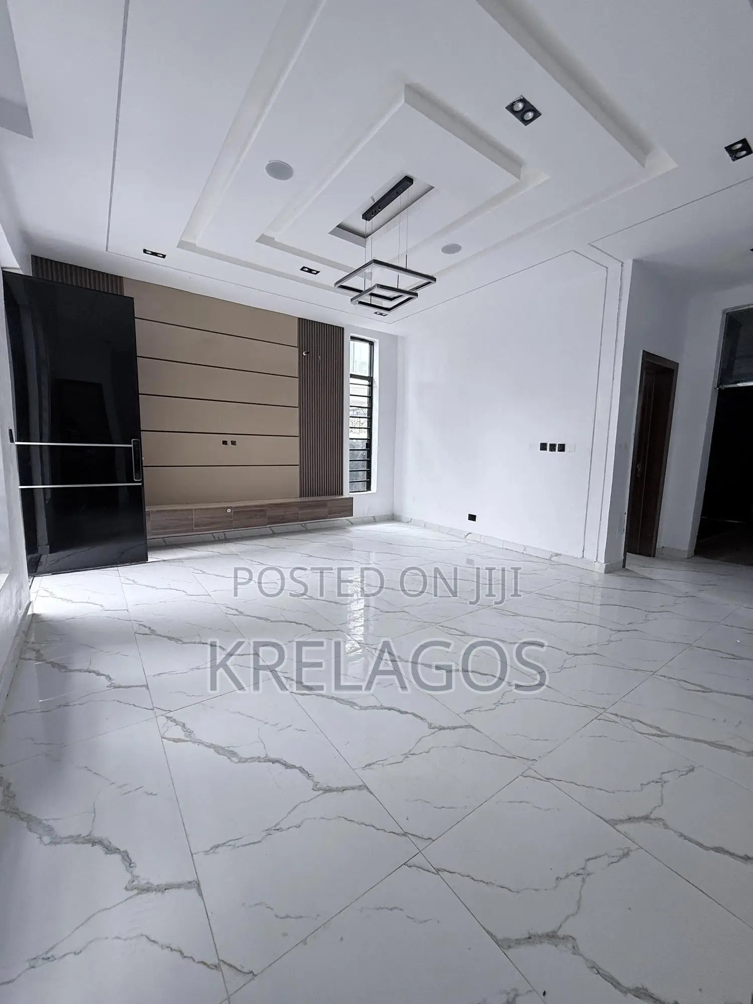 4bdrm Duplex in Ikota for sale