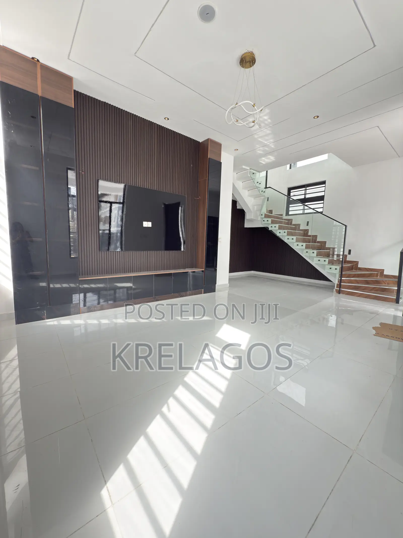 4bdrm Duplex in Ado / Ajah for sale