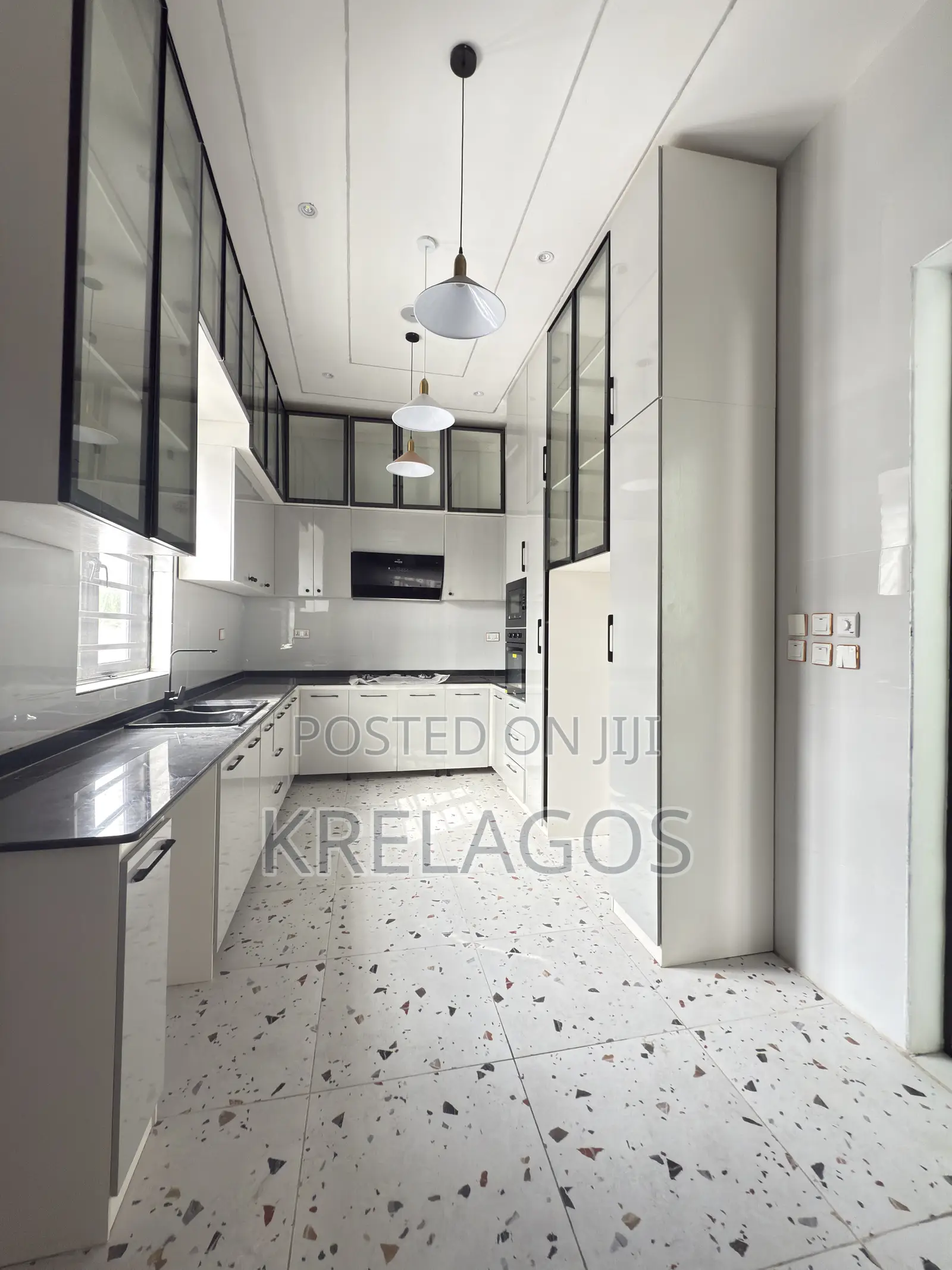 4bdrm Duplex in Ado / Ajah for sale