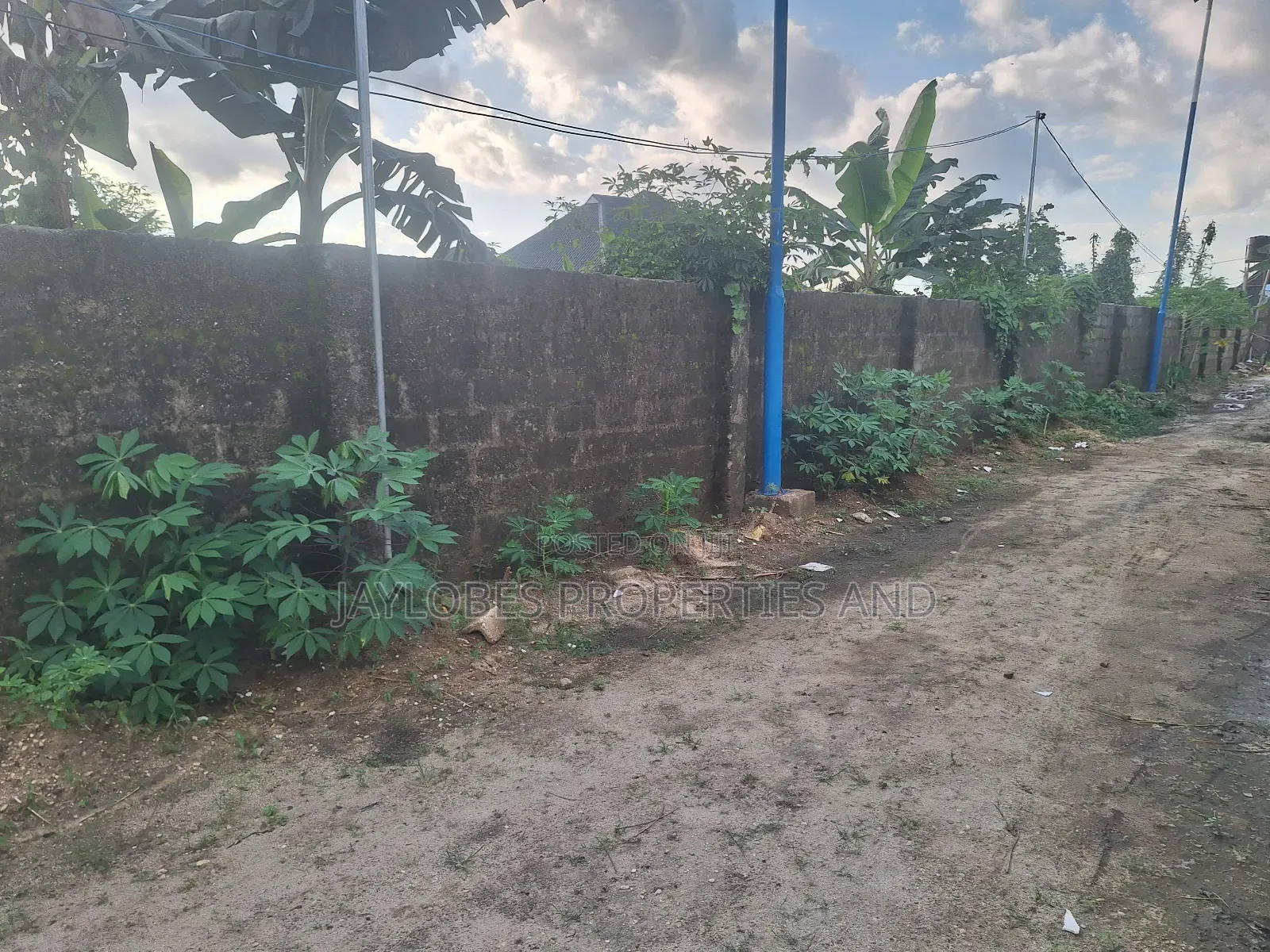For Sale : 2 Plots at Hospital Estate, Off Eneka-Igwuruta Road, PHC