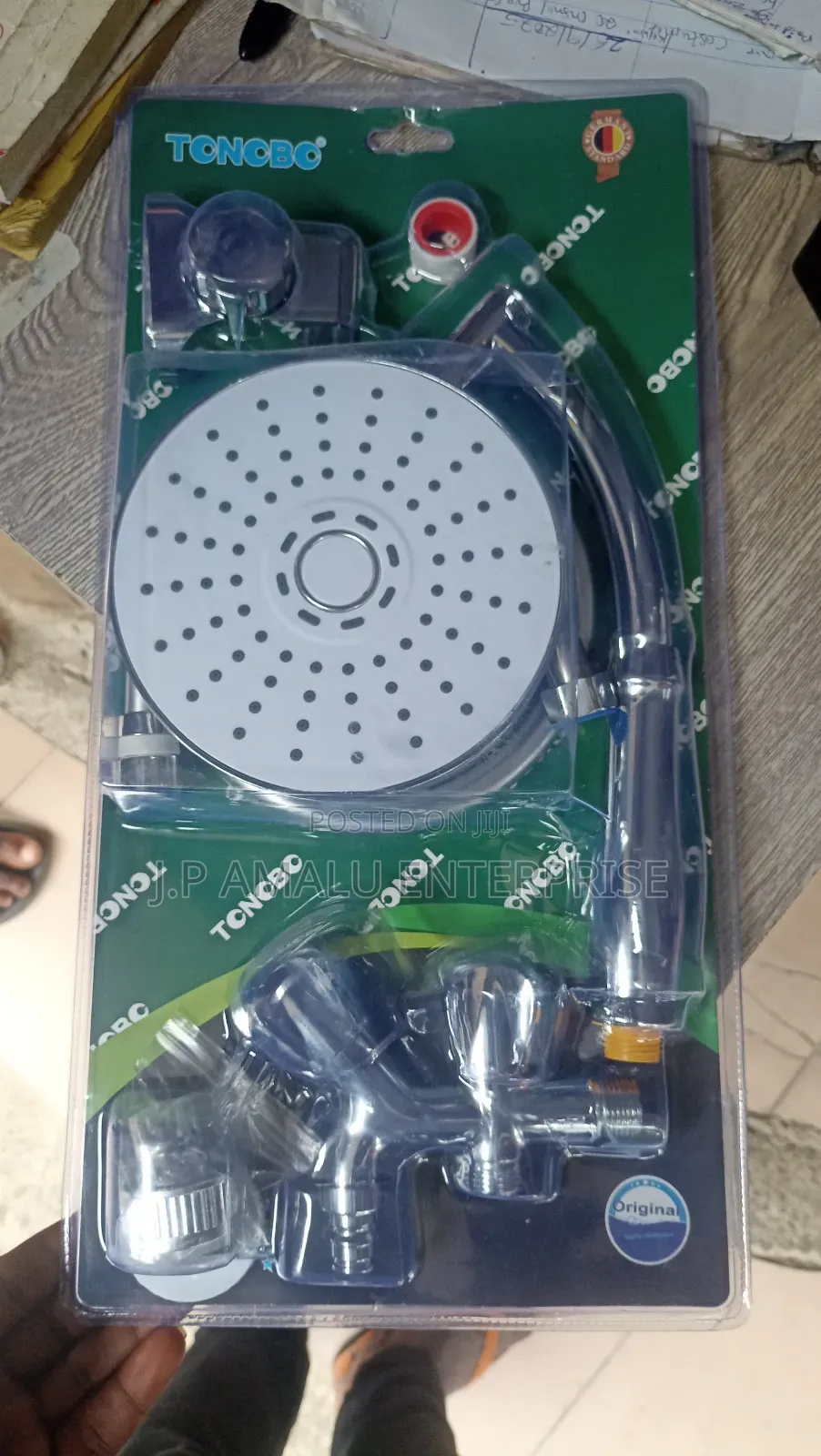 Tonobo Shower Set