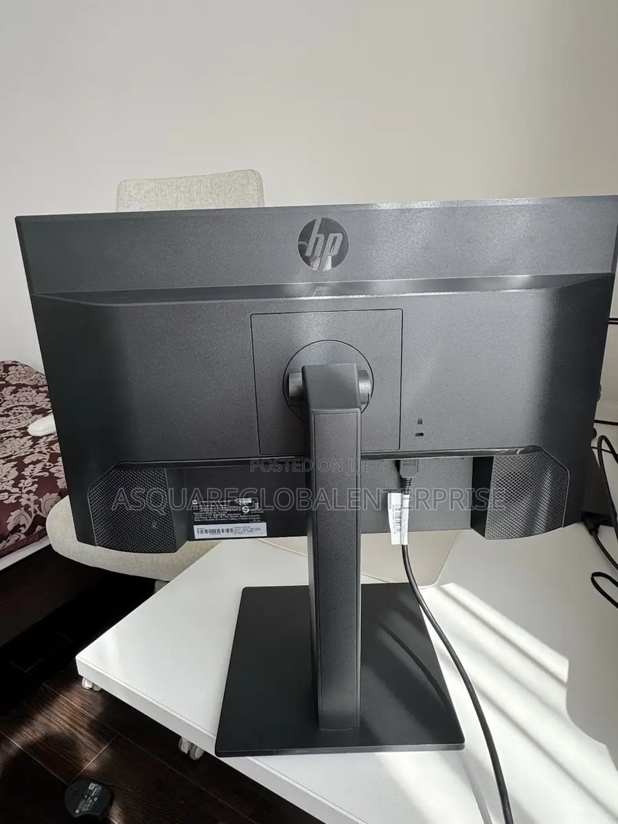 Hp P24 G4 24 Inch Audio Professional Monitor