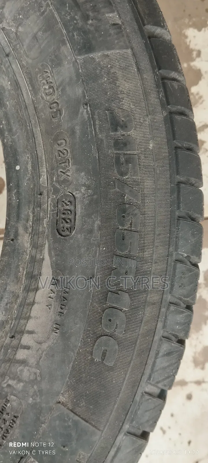 215/65r16c Michelin Commercial