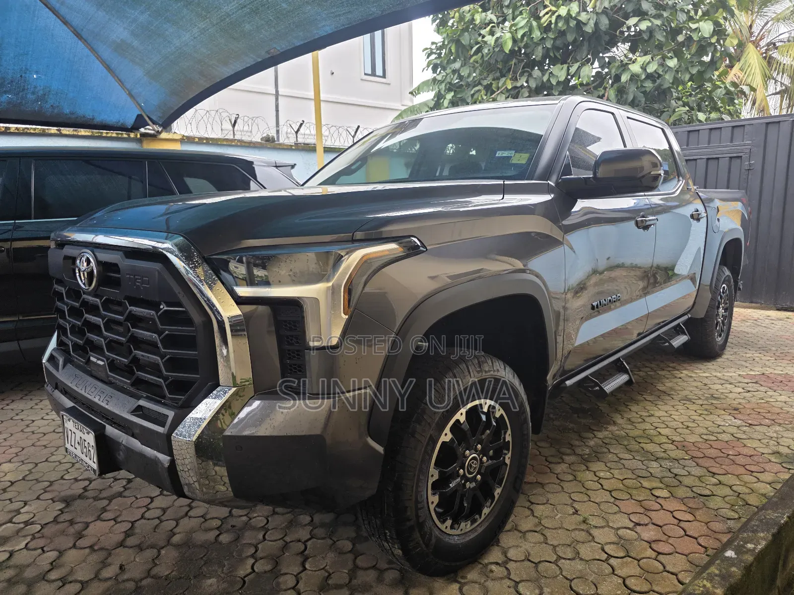 Toyota Tundra 2025 Gray