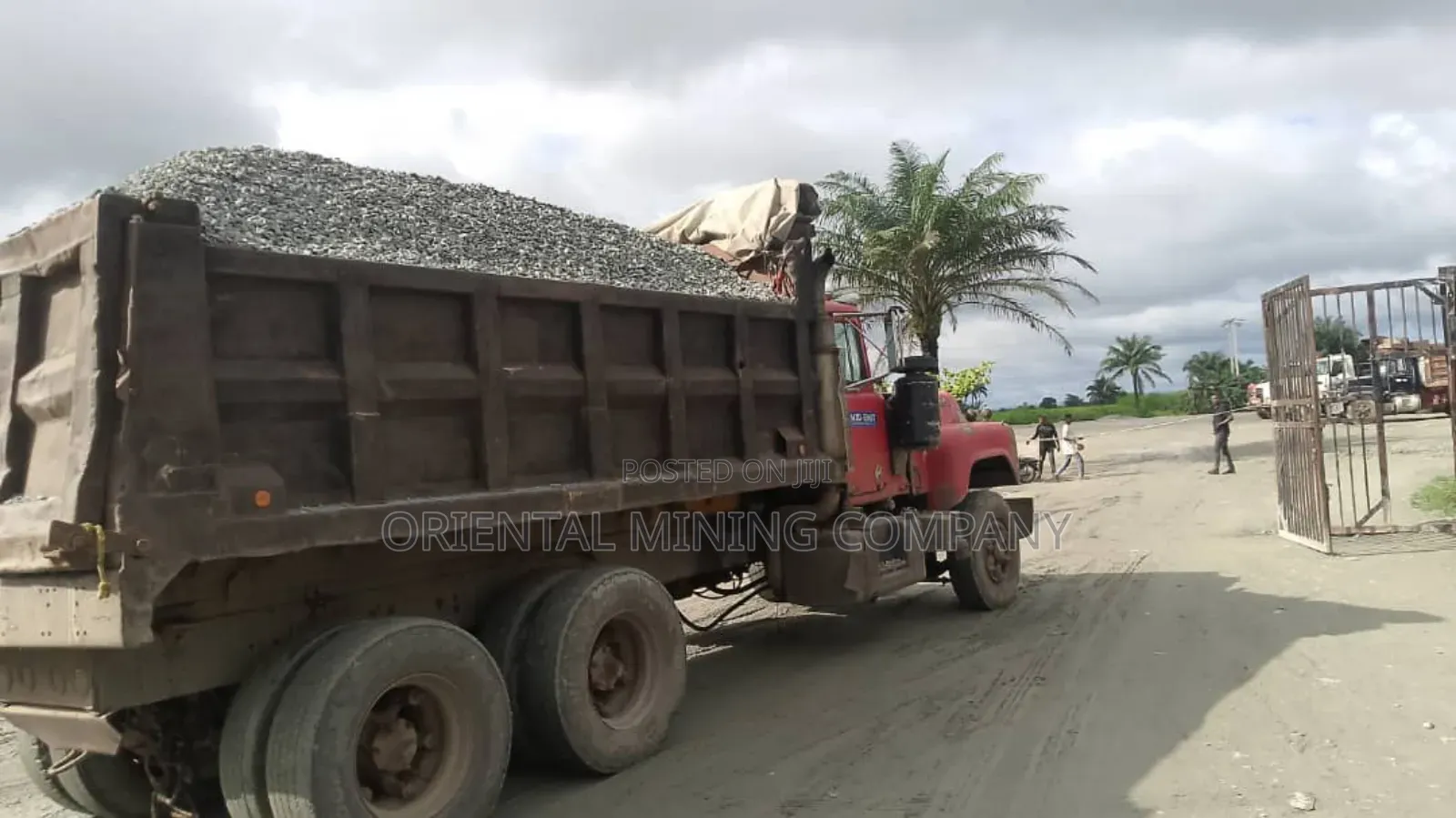Black Iron Chippings and Granite, We Deliver to All Locations