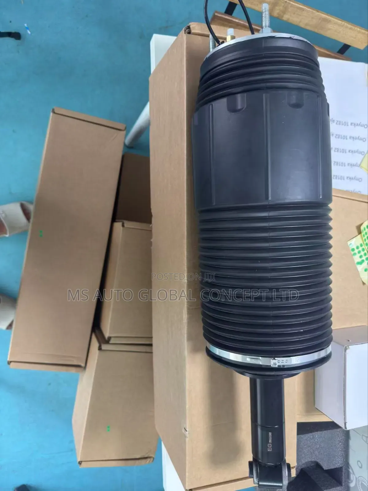 Cadillac Escalade 2022 Back Shock