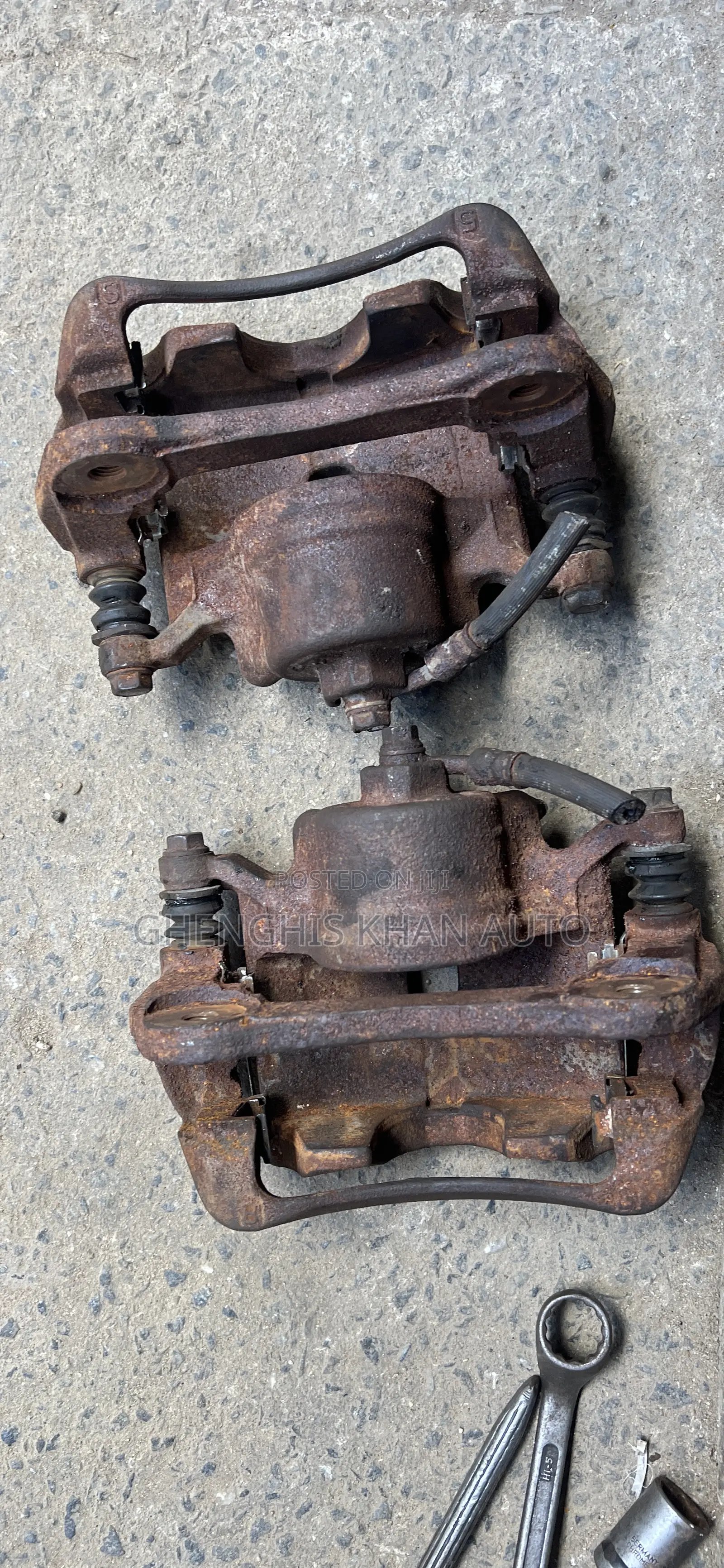 Set of Front Caliper 2003-2006 Honda Accord