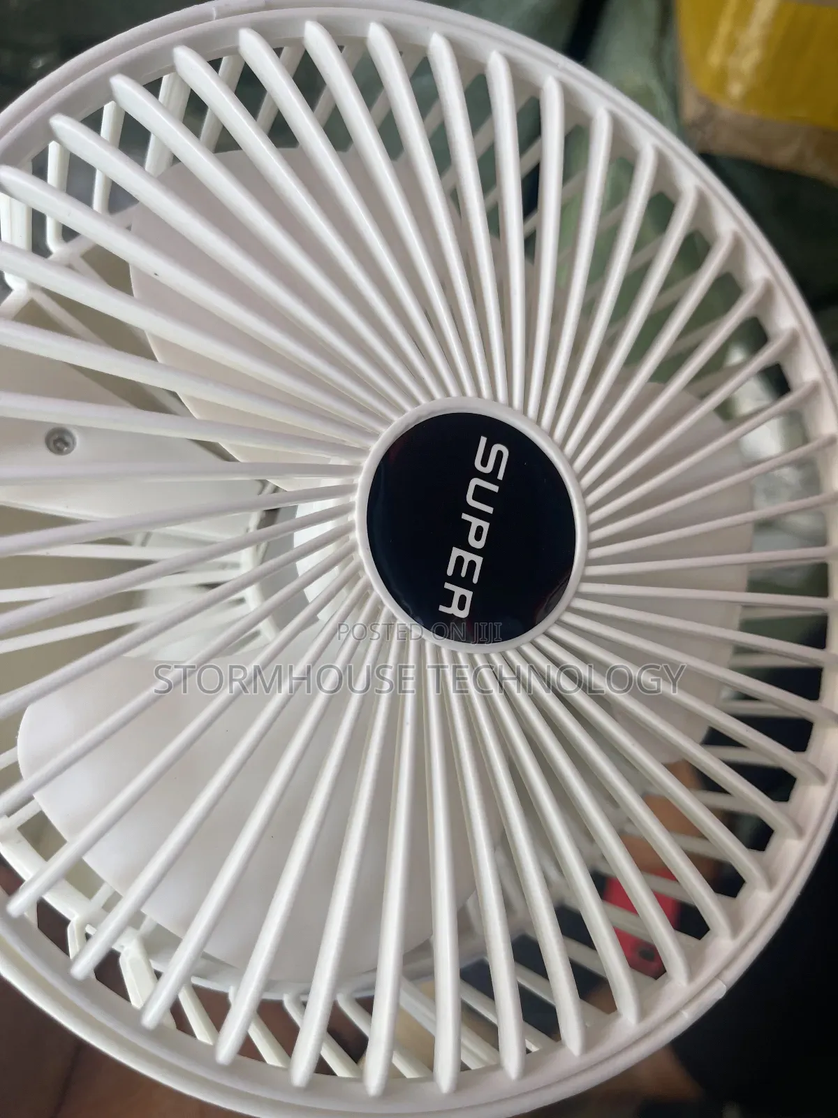 6" Extendable Rechargeable Fan