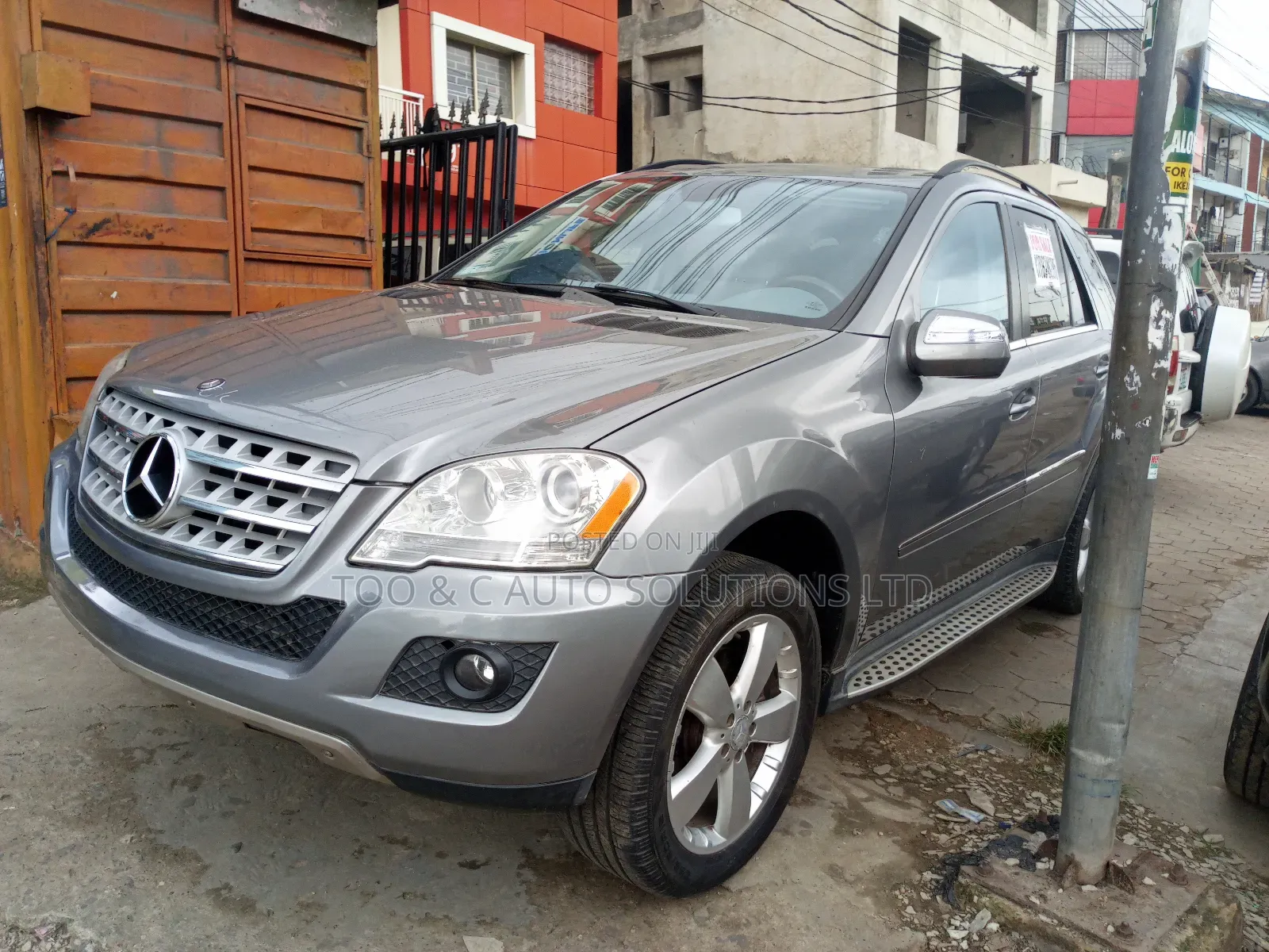 Mercedes-Benz M Class 2010 Silver