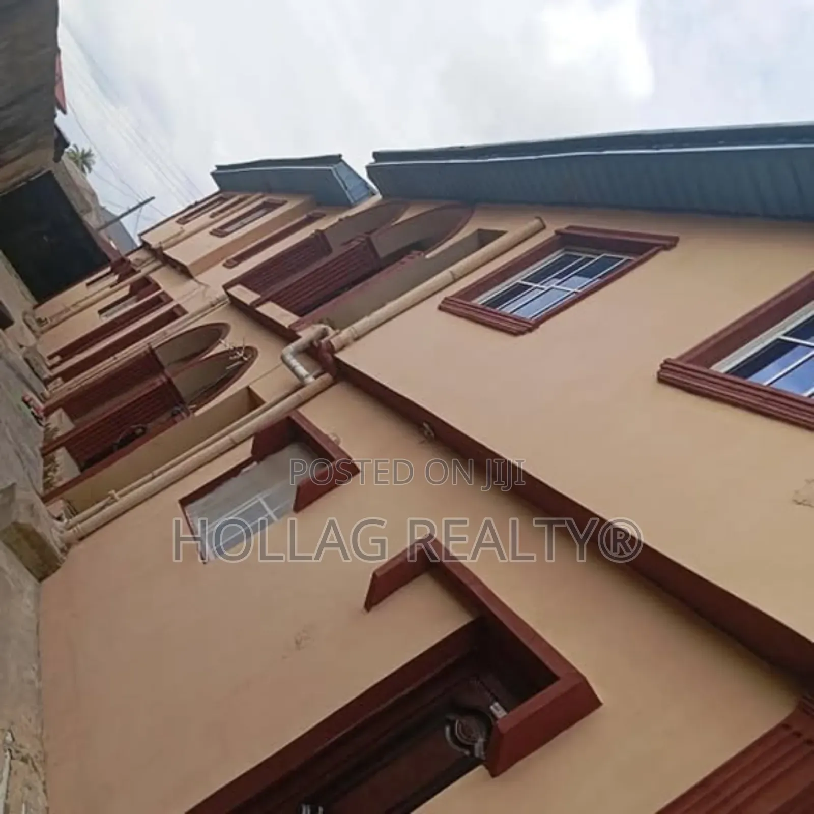 2bdrm Block of Flats in Magboro Estate, Obafemi-Owode for sale