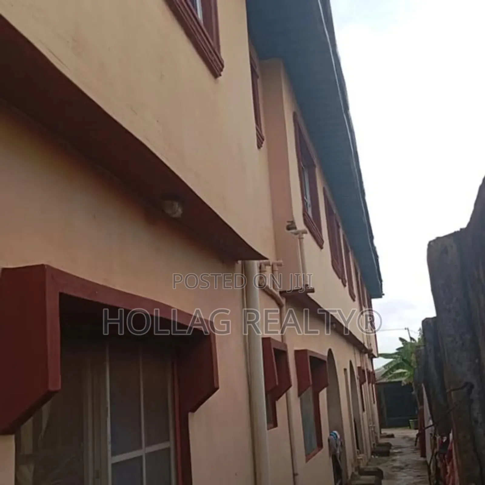 2bdrm Block of Flats in Magboro Estate, Obafemi-Owode for sale