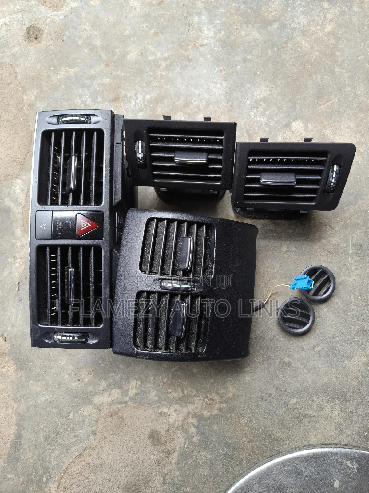 Complete Av Vent For C300 2010