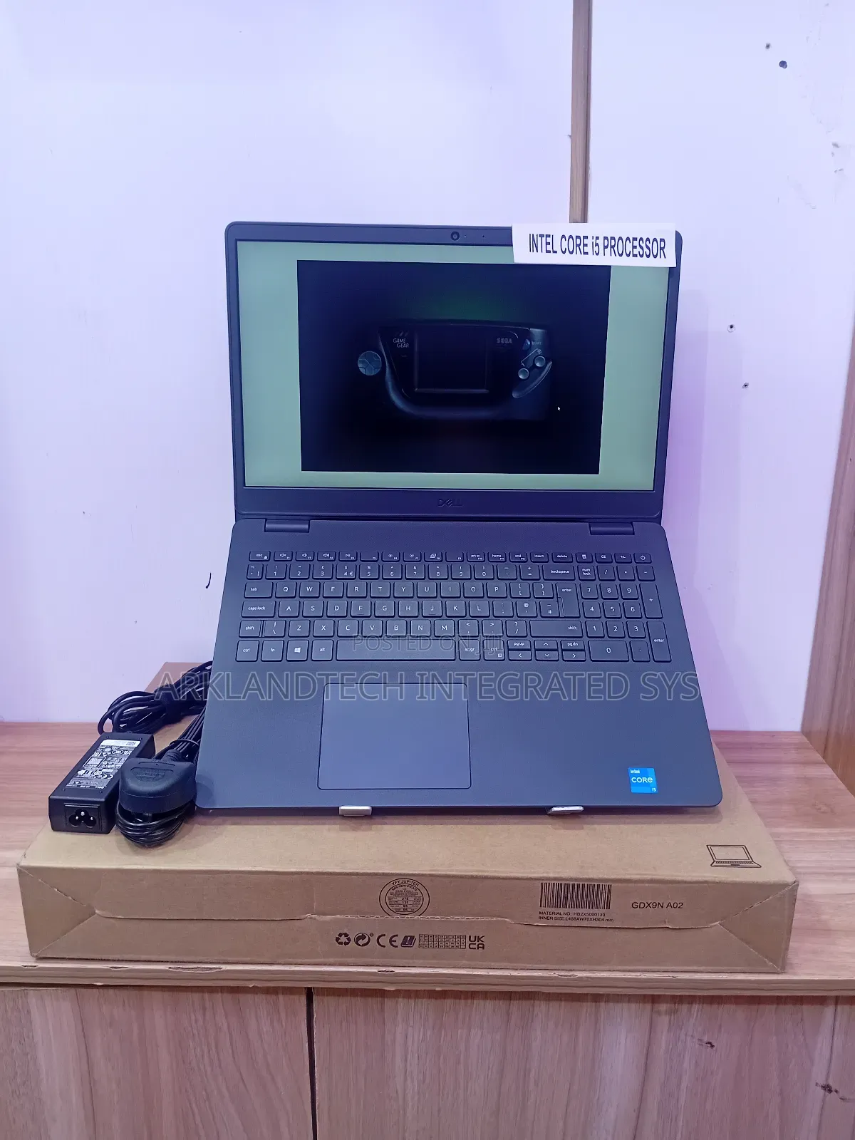 New Laptop Dell Vostro 1220 8GB Intel Core i5 SSD 512GB