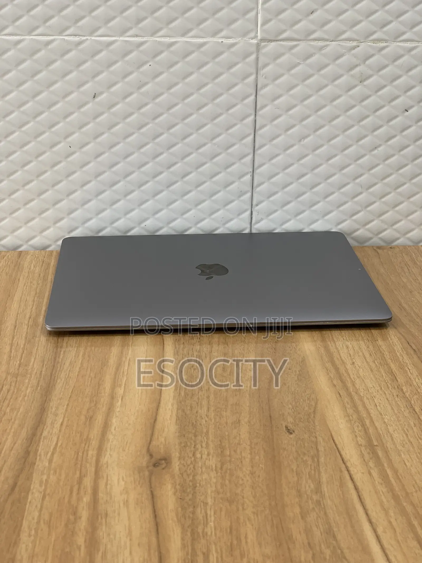 Laptop Apple MacBook Pro 2019 16GB Intel Core I5 SSD 256GB