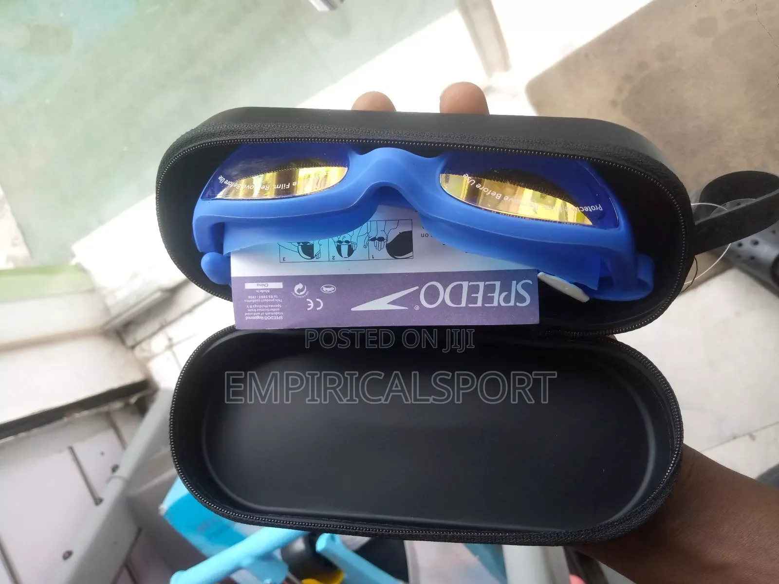 Speedo Swimming Goggles With Bag
