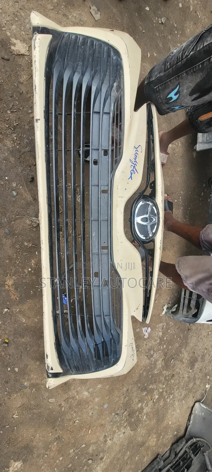 Complete Front Bumper Camry 2018 Le