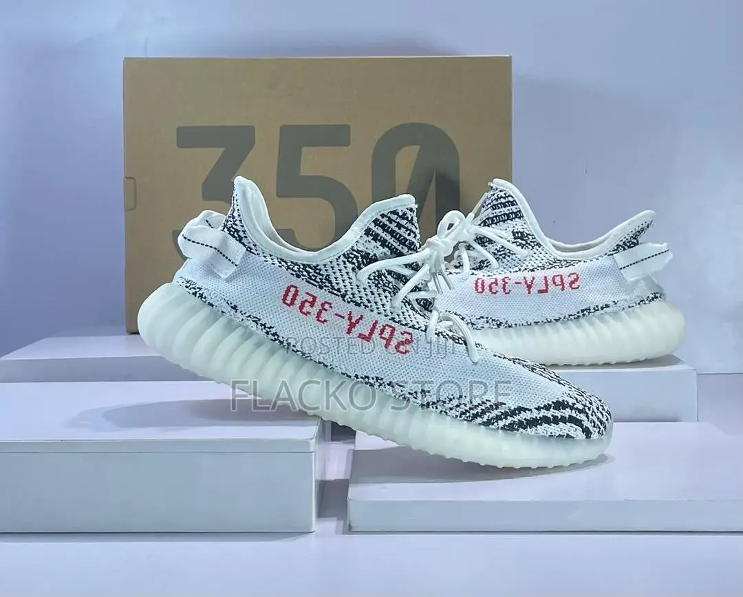 Original Yeezy 350 Boost V2 Zebra Sneakers