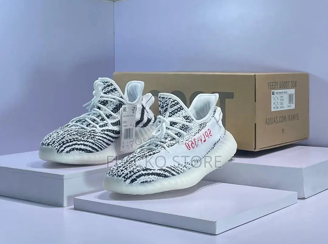 Original Yeezy 350 Boost V2 Zebra Sneakers