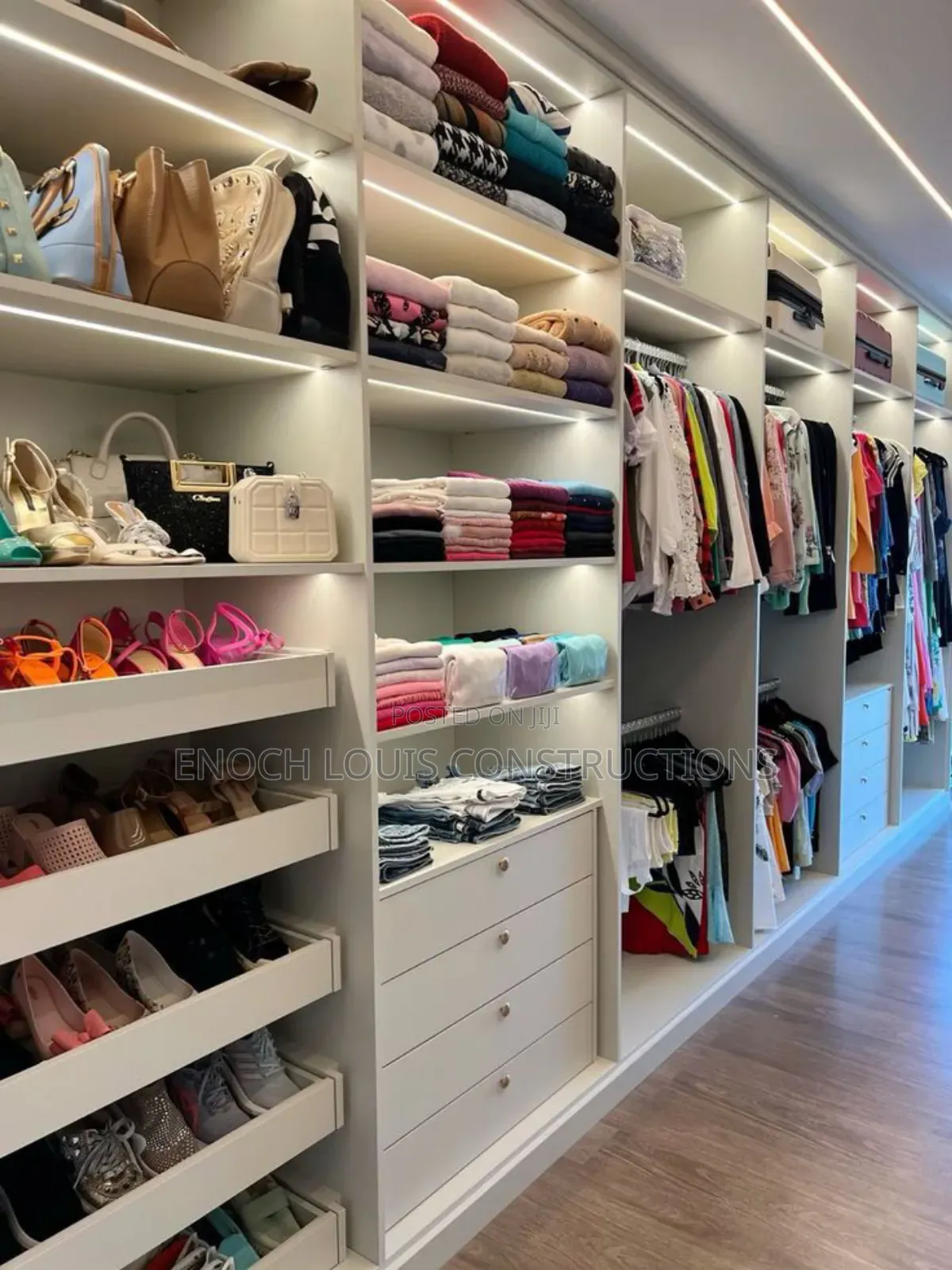 We Build Elegant Wardrobes With Glass, Walk in Closet, Kitchen Cabinet