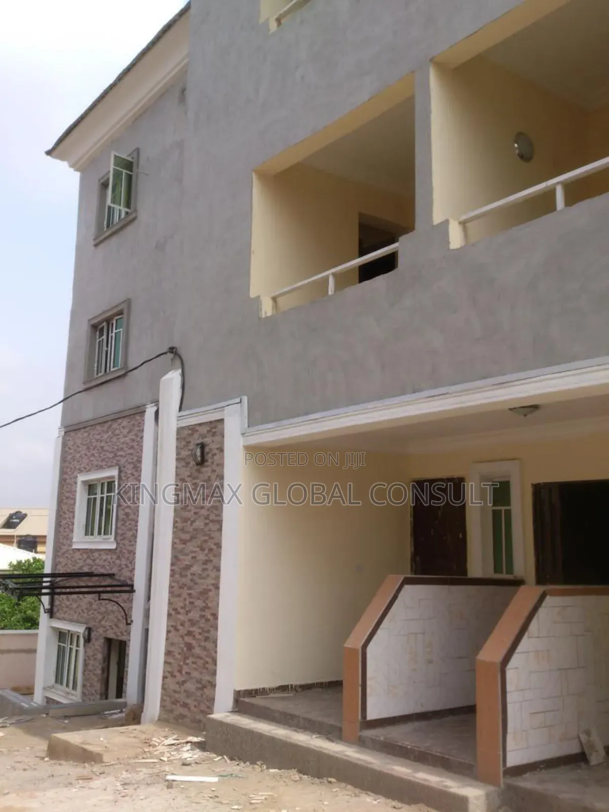 2bdrm Block of Flats in Mabushi Abuja for sale