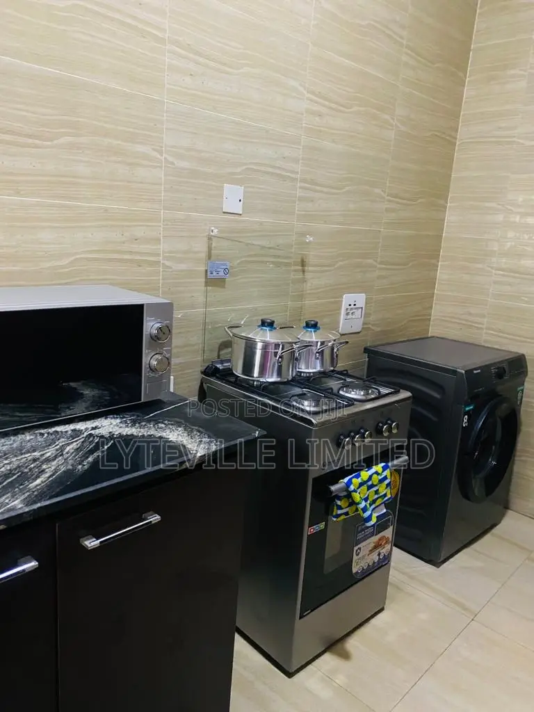 Neat 2 Bedroom Apartment