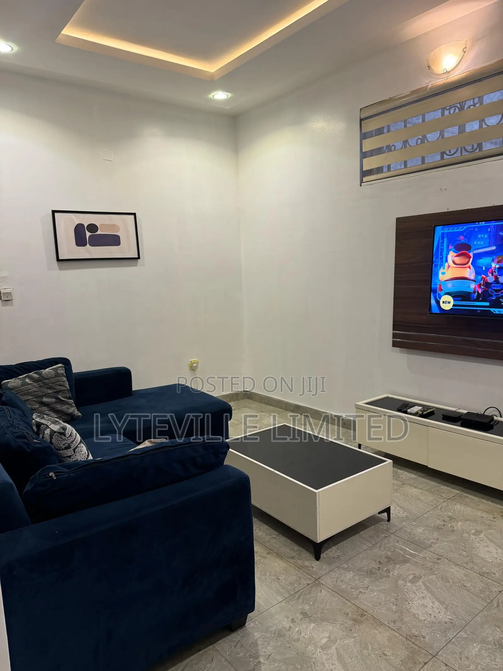 Neat 2 Bedroom Apartment