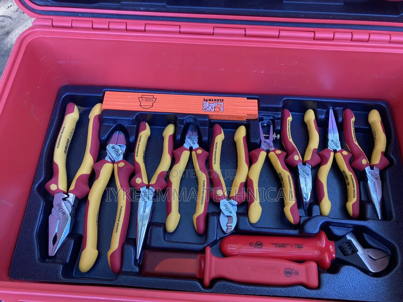 Wiha 32800 80-Piece Insulated Tool Set