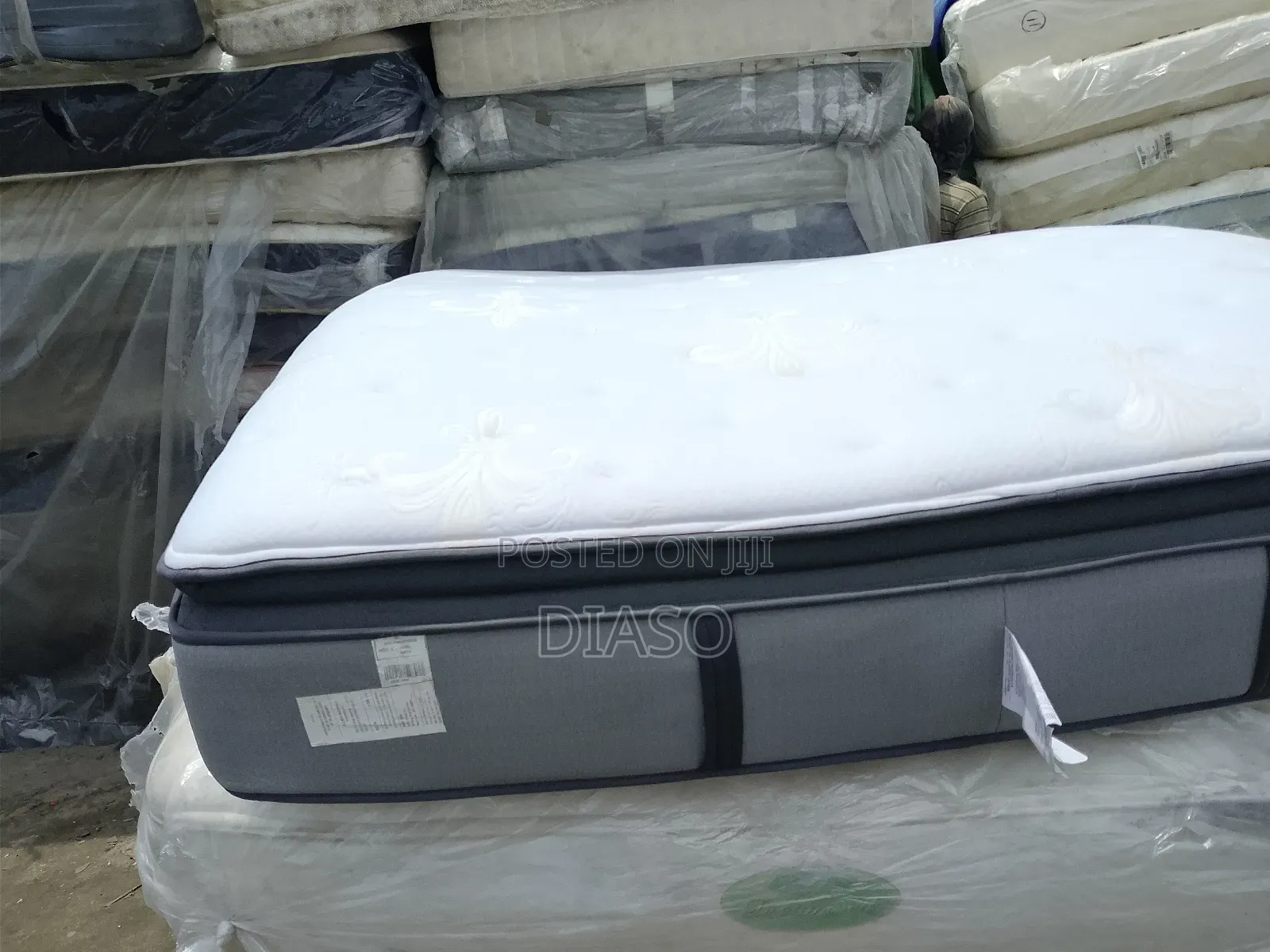 Order for Your Affordable Folded Canadian/ Usa Mattress Get 1 Pillow