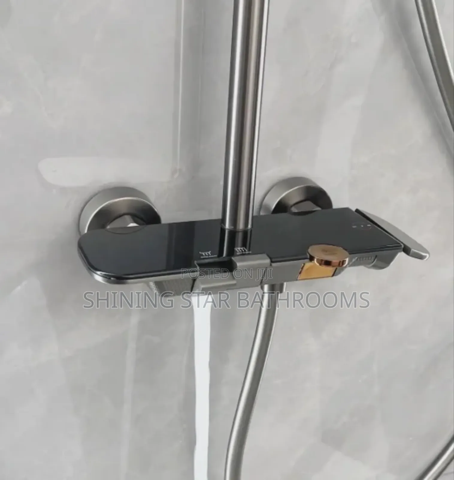 Piano Shower With Glass