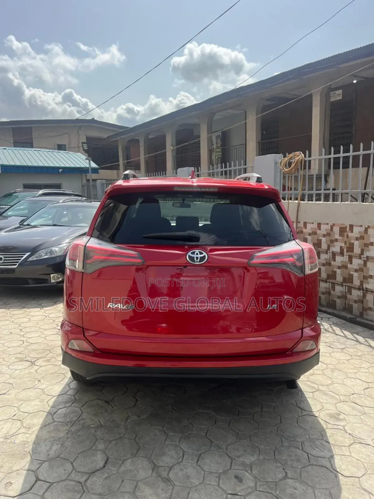 Toyota RAV4 LE AWD (2.5L 4cyl 6A) 2017 Red