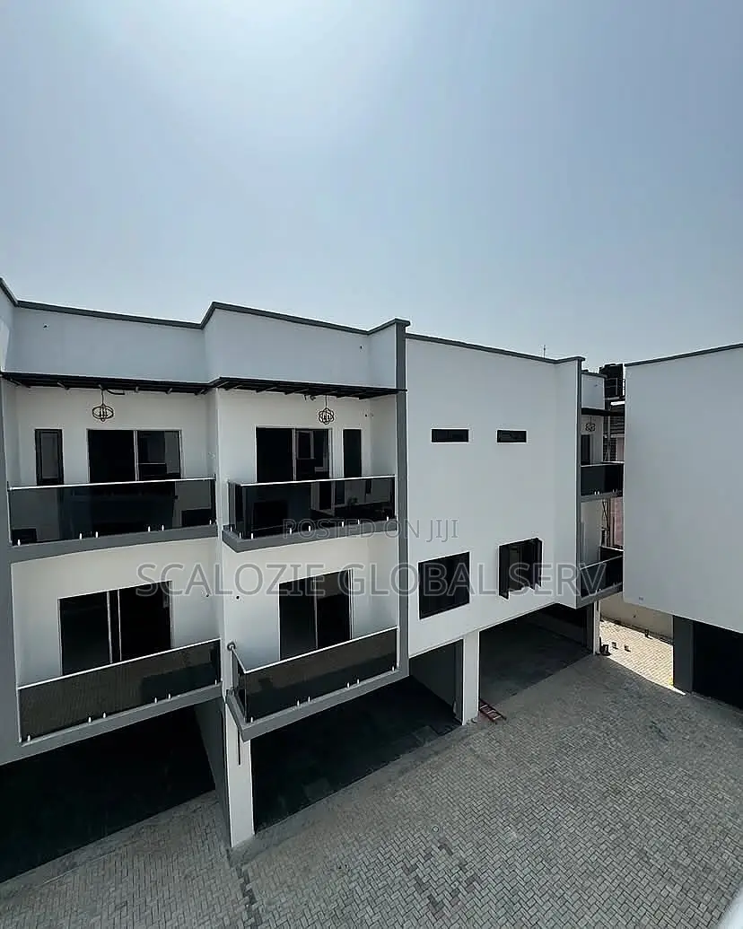 4bdrm Duplex in Sani Abacha Road, for sale
