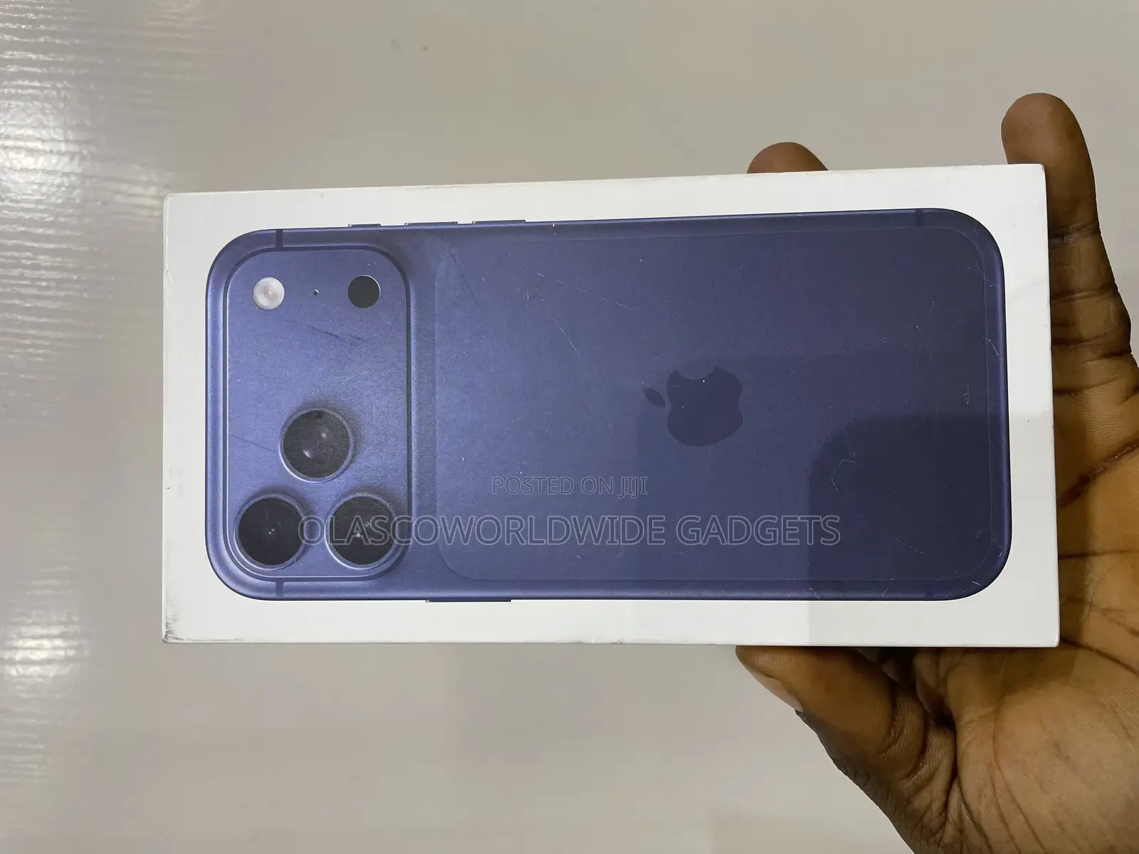 New Apple iPhone 17 Pro Max 256 GB Blue