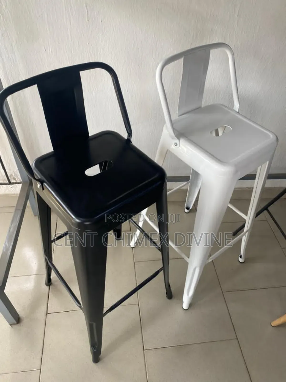 White/Black Minimalist High Chair
