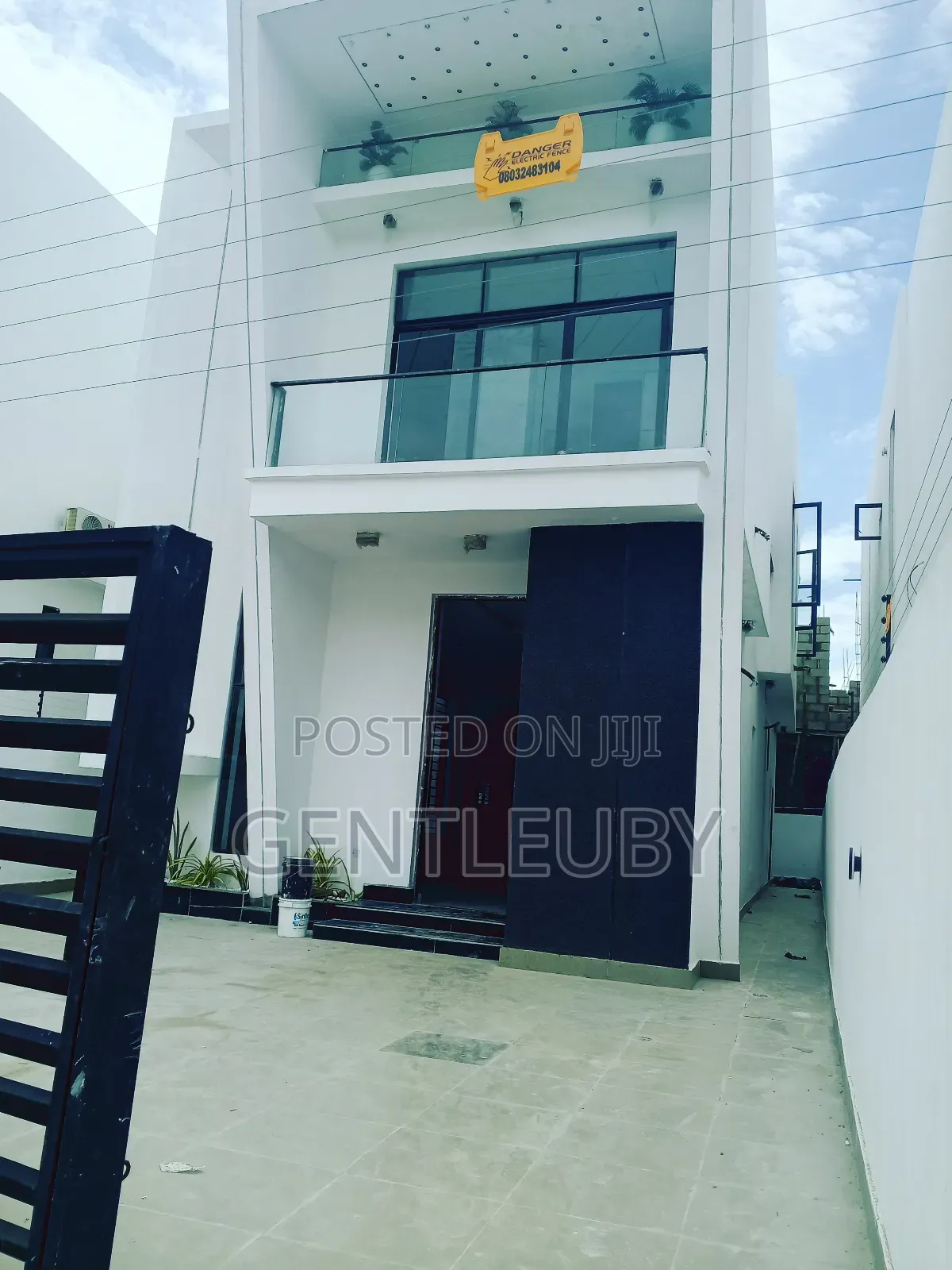 4bdrm Duplex in Dpk Estate, Lekki Phase 2 for sale