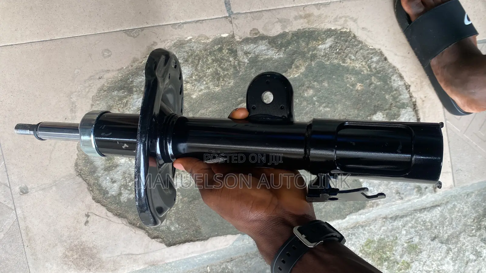 Front Shock Absorber Toyota Rav4 08-014 Lexus Rx330 Es350 Es330 Camry