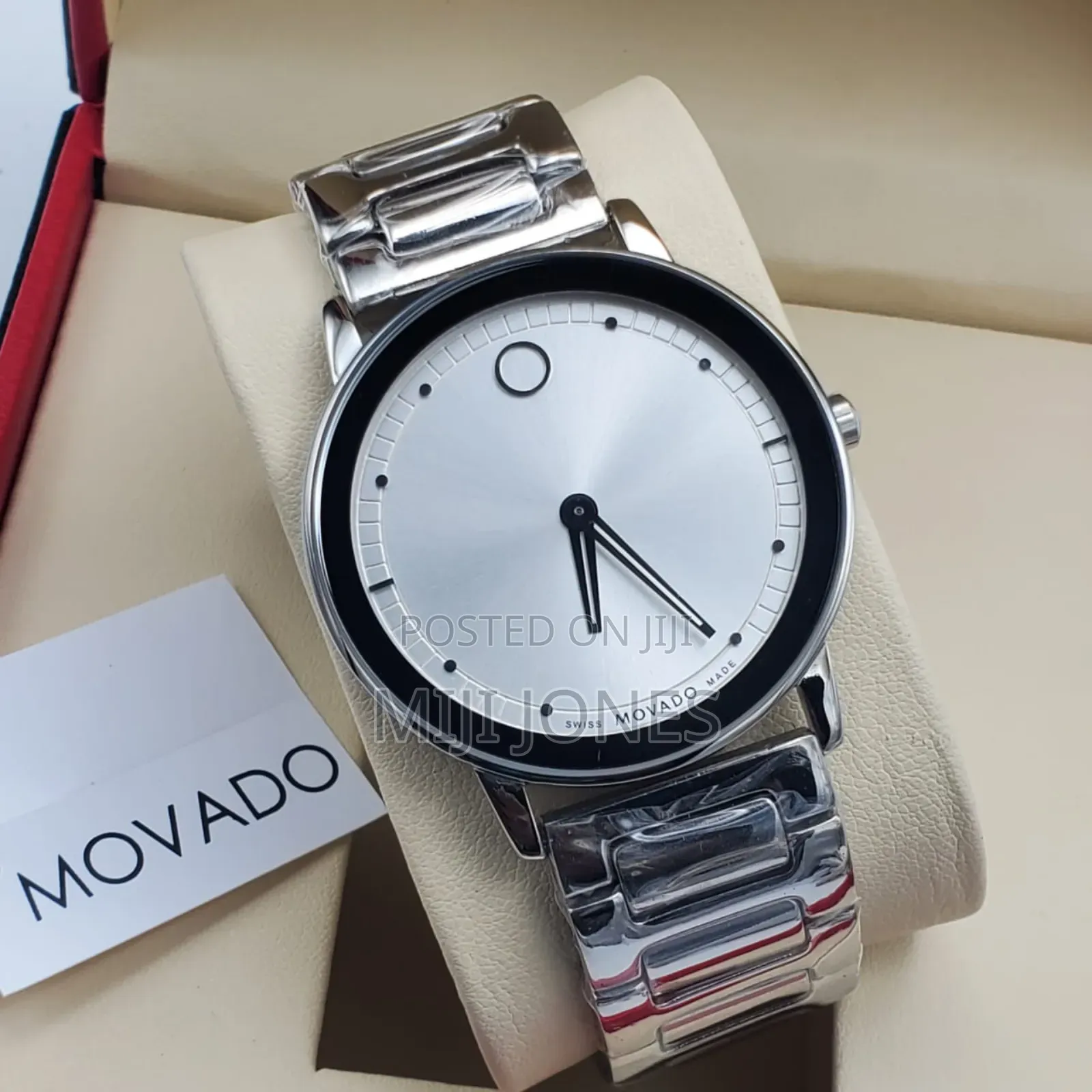 Movado Bold Chain Watch - Sophisticated Style*