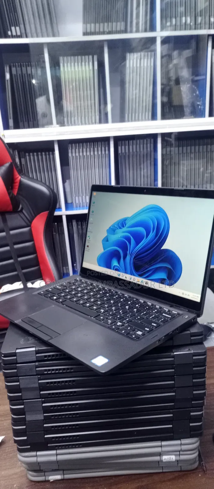 Laptop Dell Latitude 5300 16GB Intel Core I7 SSD 256GB