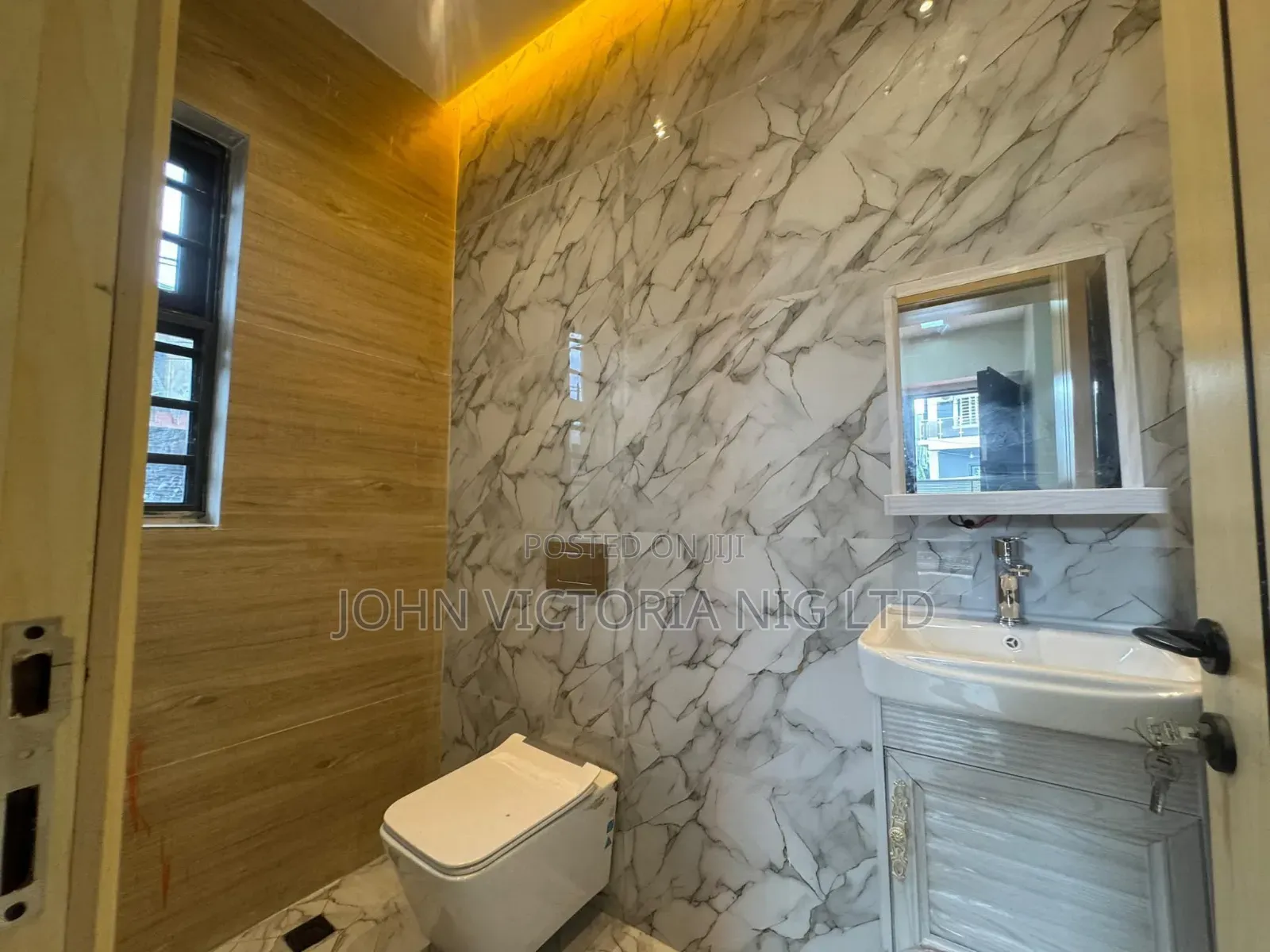 Furnished 5bdrm Duplex in Millennium Estate, Millenuim/UPS for sale