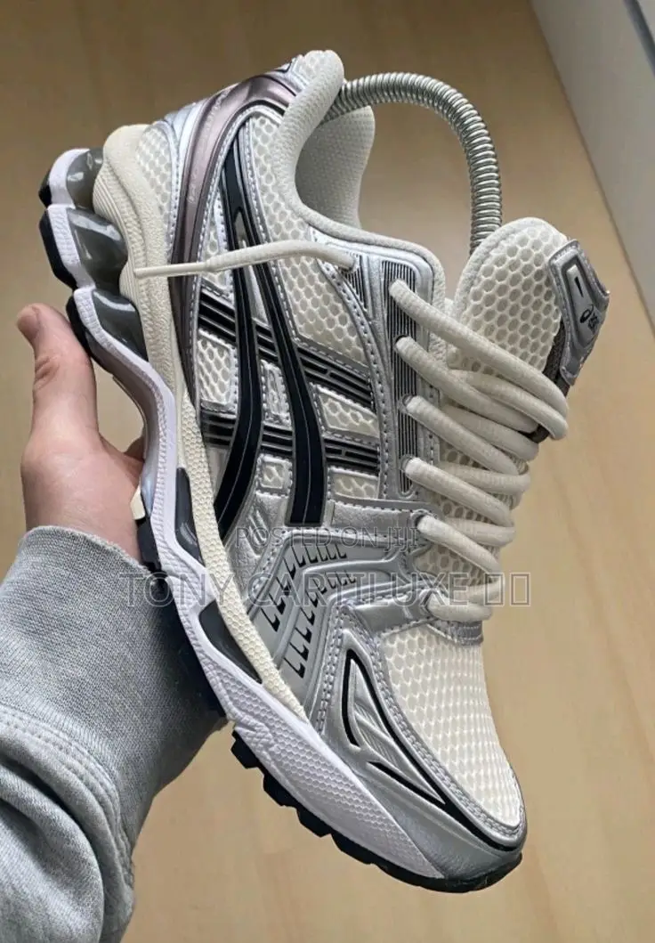 Original Asics Gel-Kayano 14 ‘Arctic Sky’*
