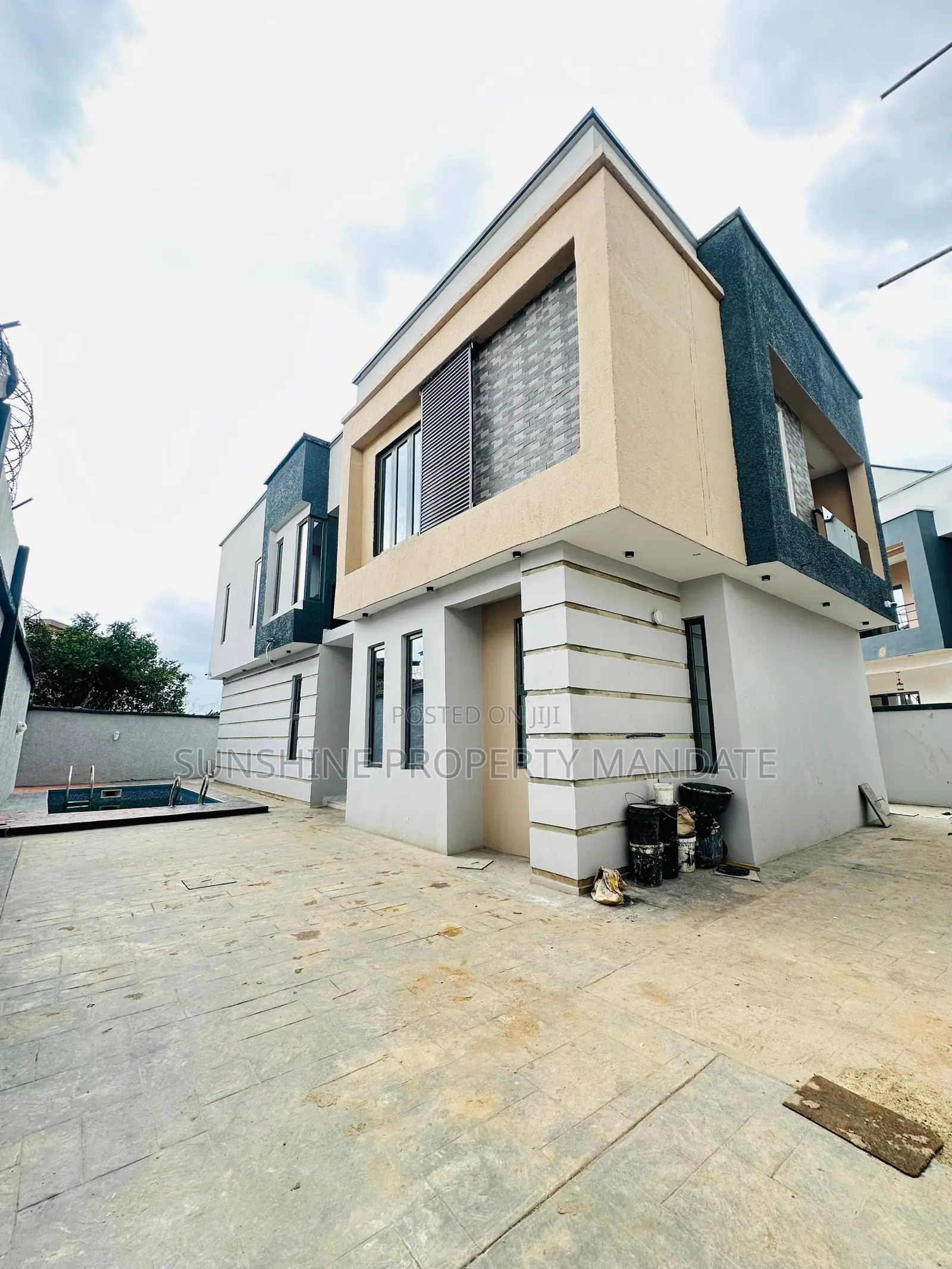 Furnished 4bdrm Duplex in Omole Phase 1 for sale