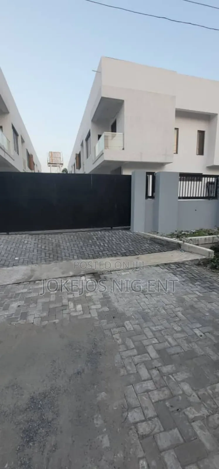 3bdrm Townhouse/Terrace in Chevron Drive Estate for sale