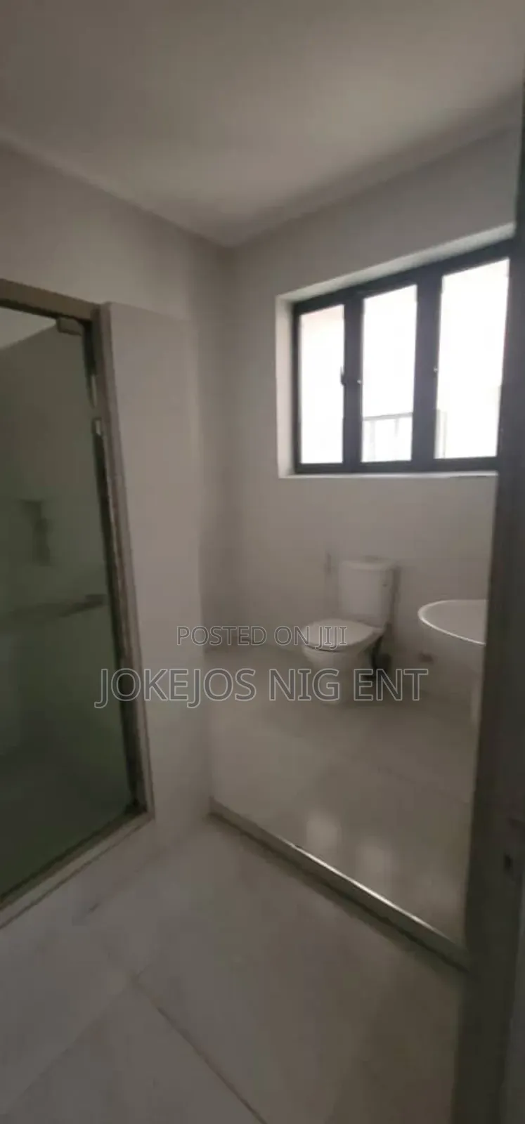 3bdrm Townhouse/Terrace in Chevron Drive Estate for sale