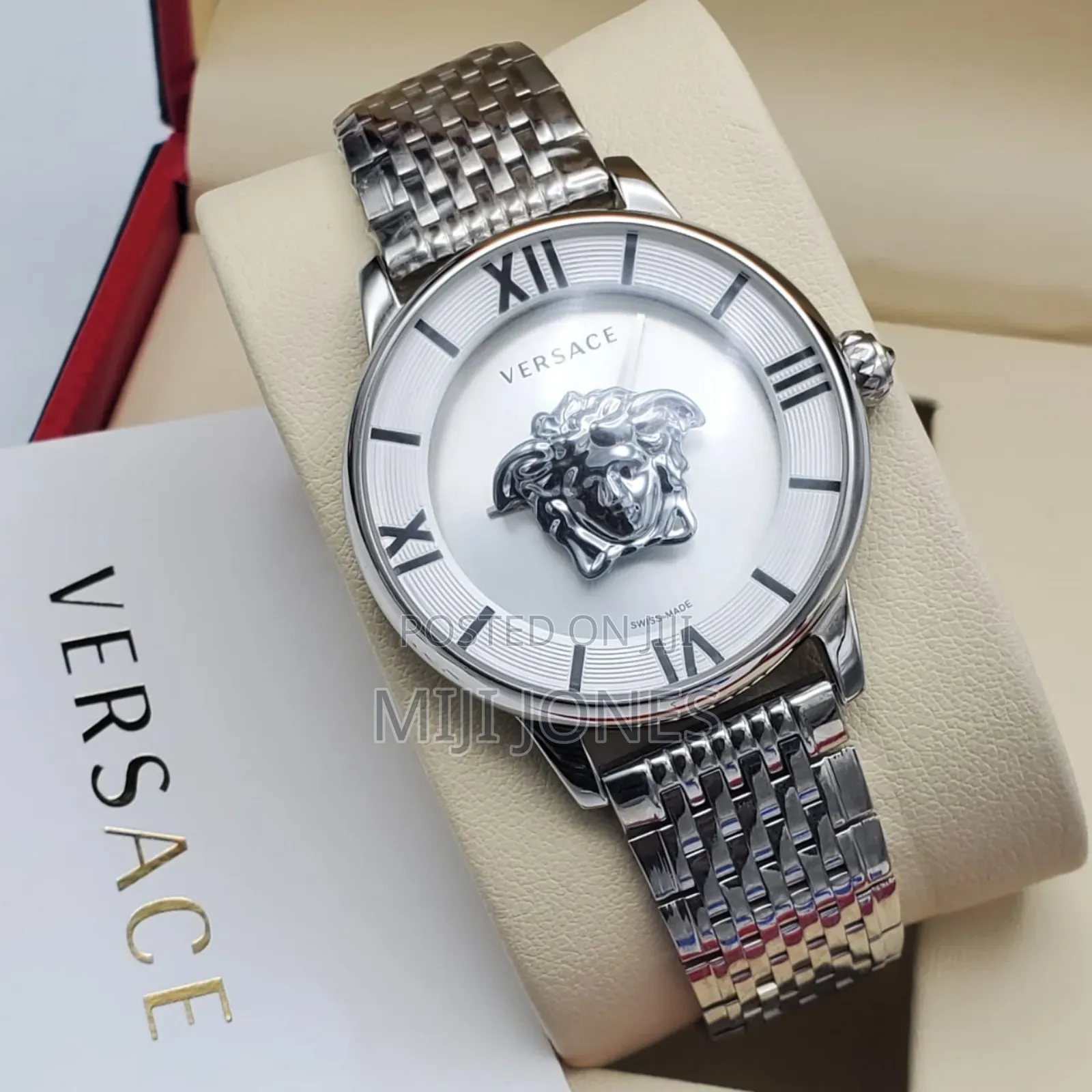 Women's Round Dial Watch - Stainless Steel, Analogue Movement